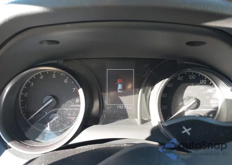 2021 Toyota Camry Se z USA, uszkodzony, nr VIN 4T1G11AK8MU402795